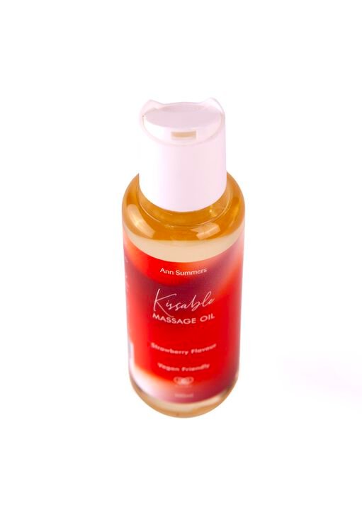 Kissable Strawberry Flavoured Massage Oil 100ml - Image 3
